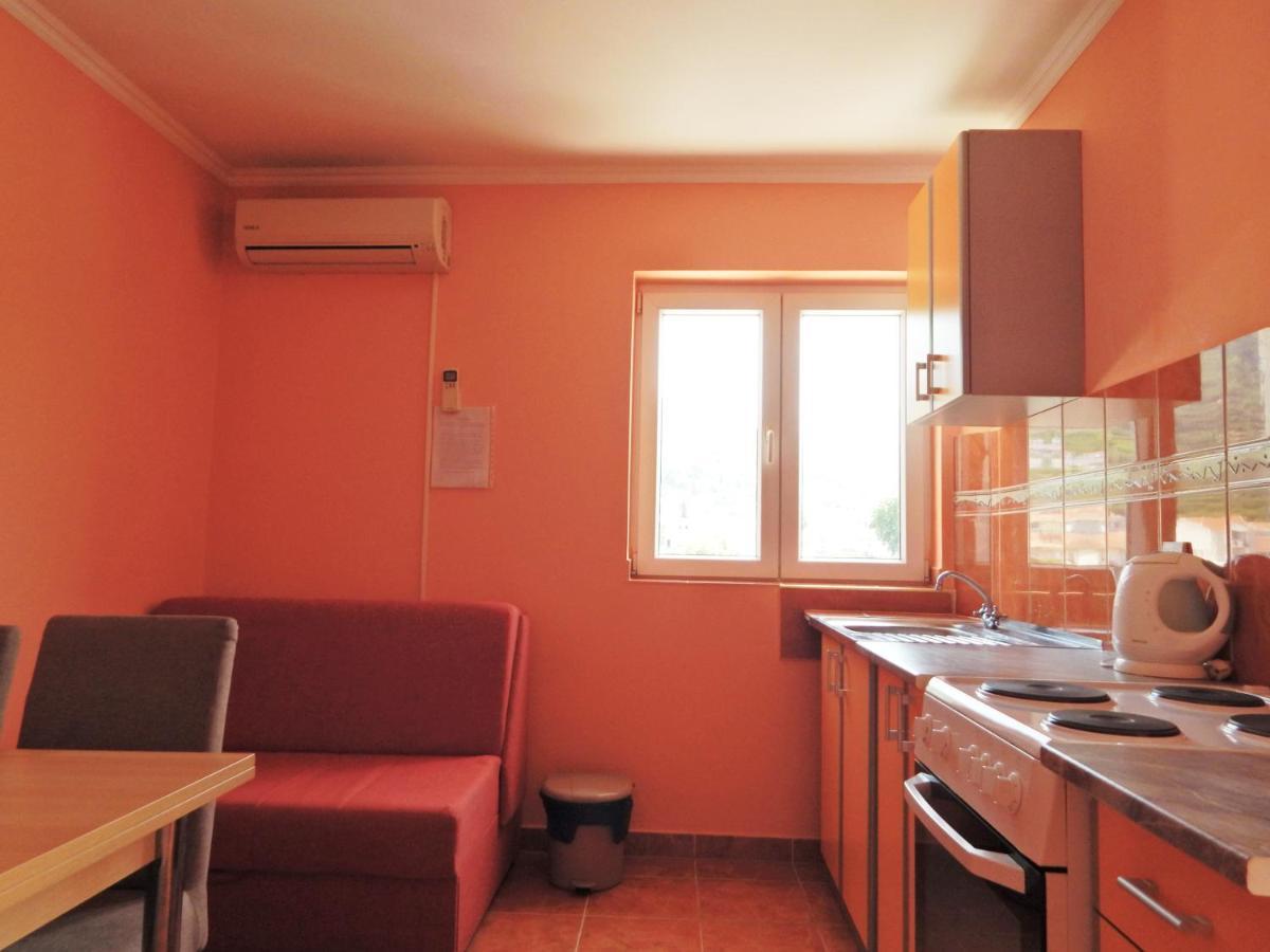 Apartmani Sindik Tivat Exterior photo